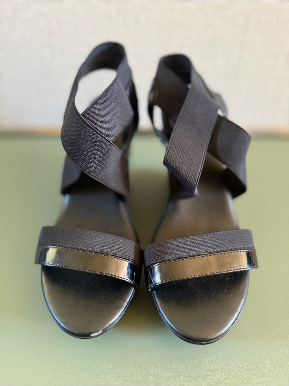 Charles By Charles David Wedge Sandals Womens 7M Black Like New Elastic